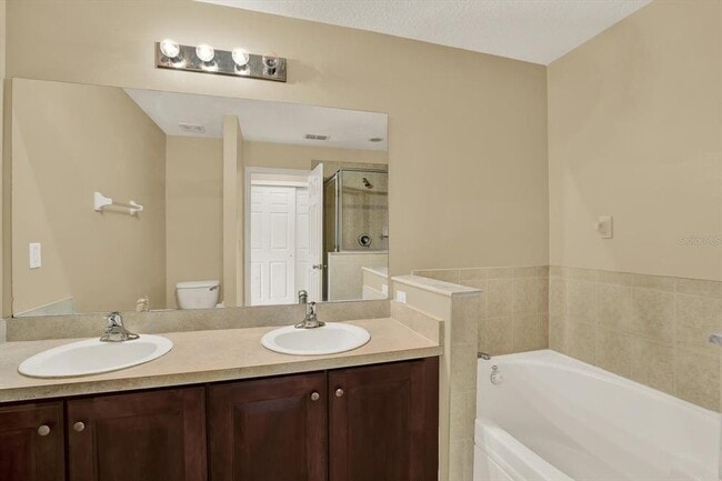 Building Photo - 8525 Sandpiper Ridge Ave