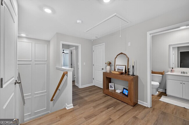 Building Photo - 4136 Kestrel Ct
