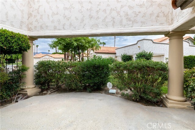Building Photo - 216 Desert Falls Dr E