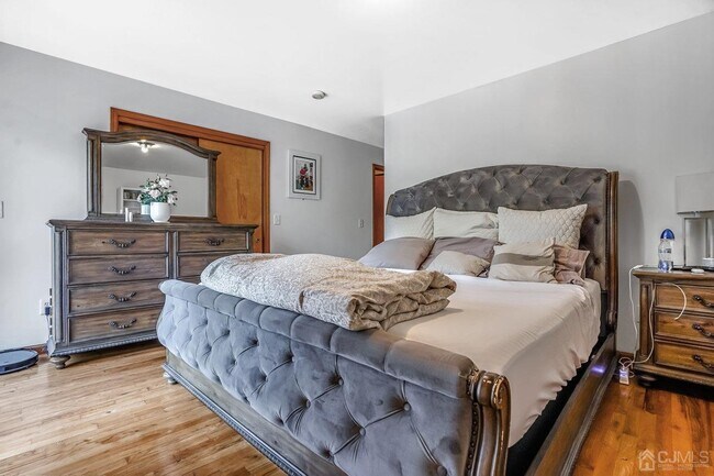 Building Photo - 125 Elizabeth Ave