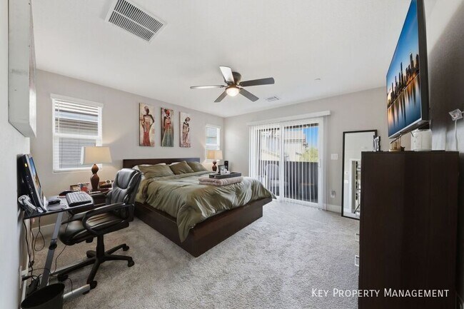 Building Photo - 694 Monroe Hl Pl