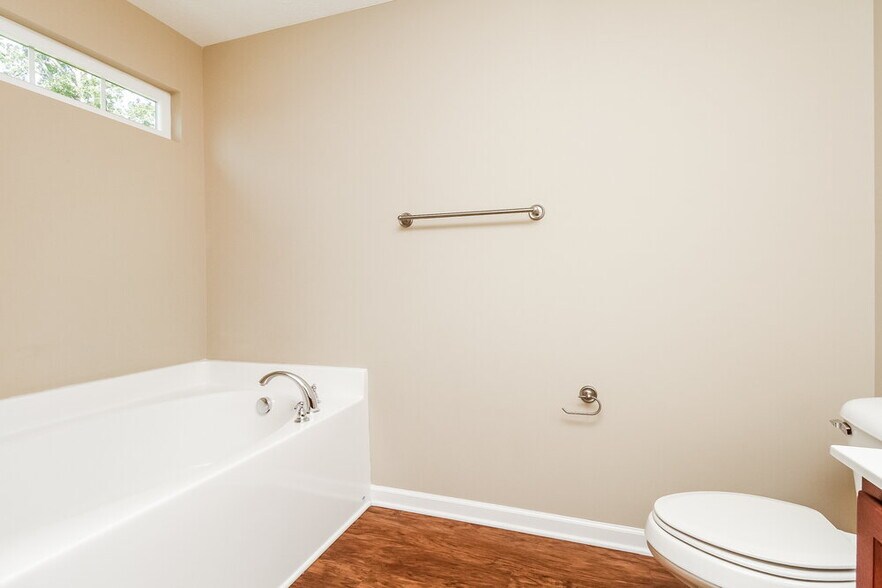 Building Photo - 639 Big Hurricane Dr
