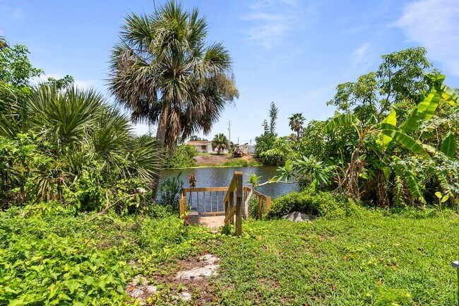 Building Photo - 2596 Starlite Ln