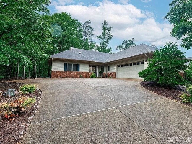 Building Photo - Spacious 3 Bedroom/2 Bath with views of the Ponce De Leon Golf course