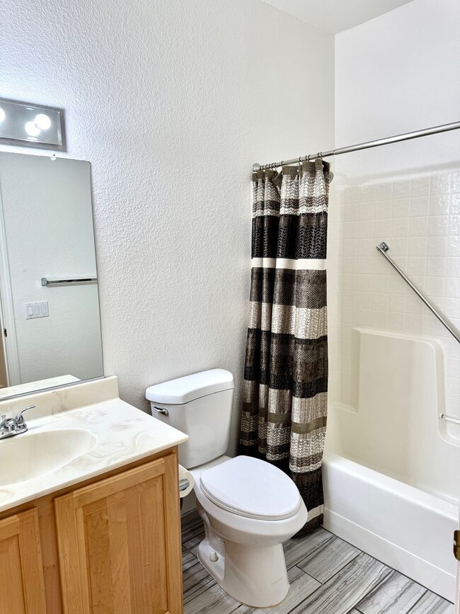 Building Photo - 55+ Community Sun City Roseville