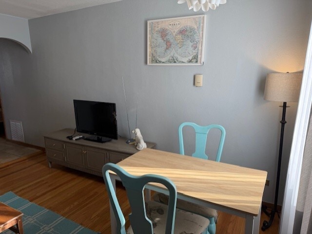 Building Photo - 1808 Grove St