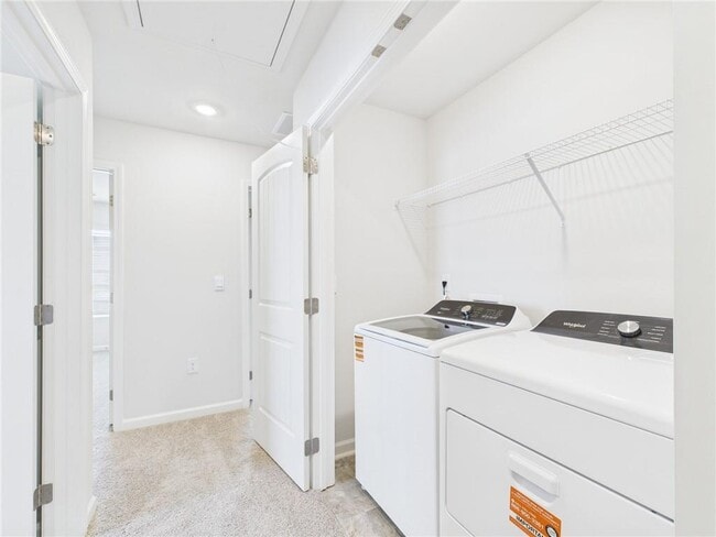 Building Photo - 2565 Poppy Ct