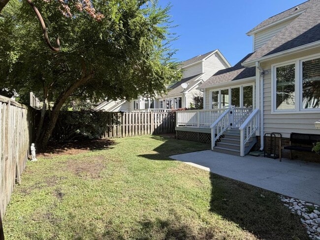 Building Photo - 305 Wimbledon Ct