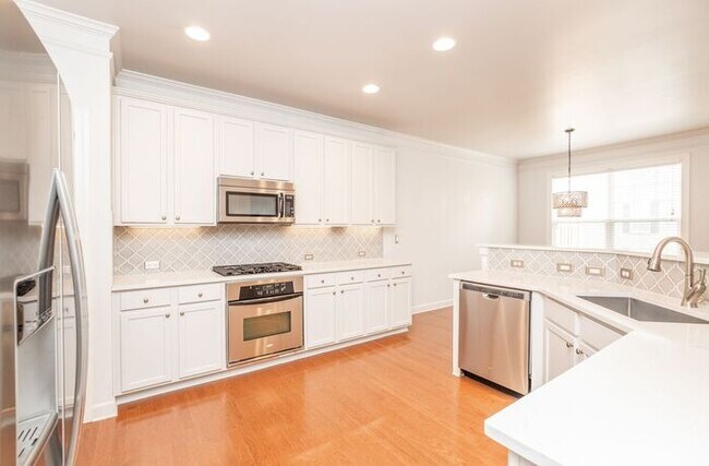 Building Photo - 2069 Cobblestone Cir NE