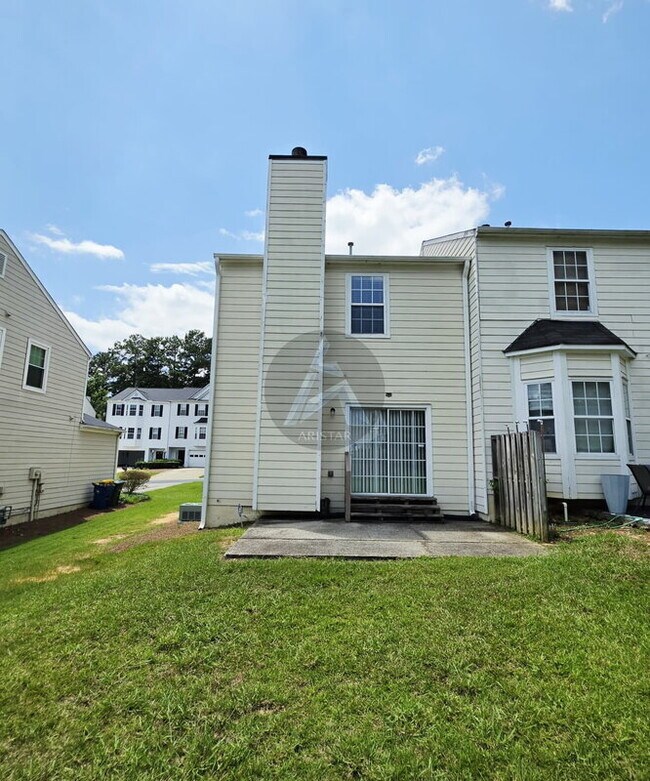 Building Photo - 4319 Thorngate Ln