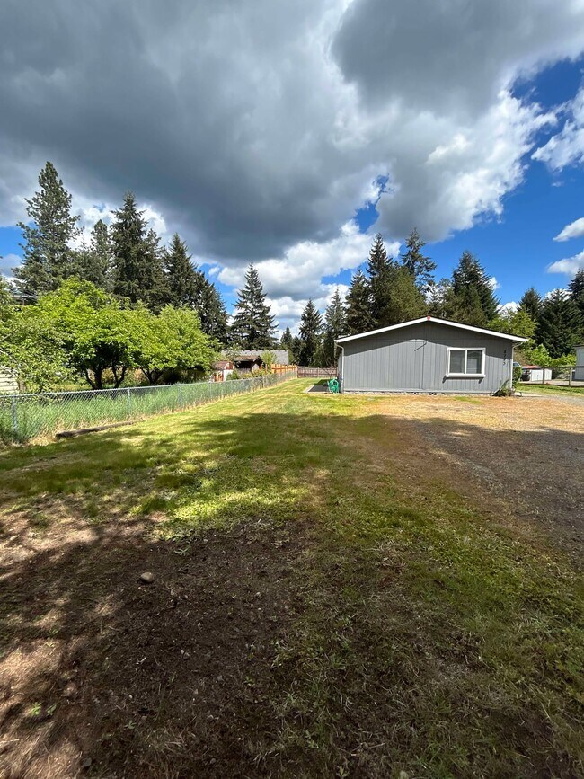 Building Photo - 8743 Whitewood Loop SE