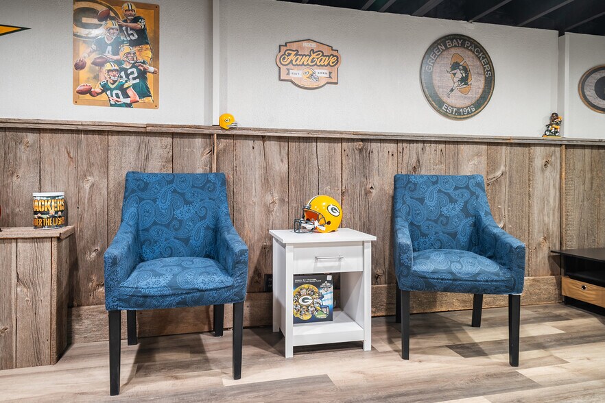 Building Photo - 1077 Liberty St