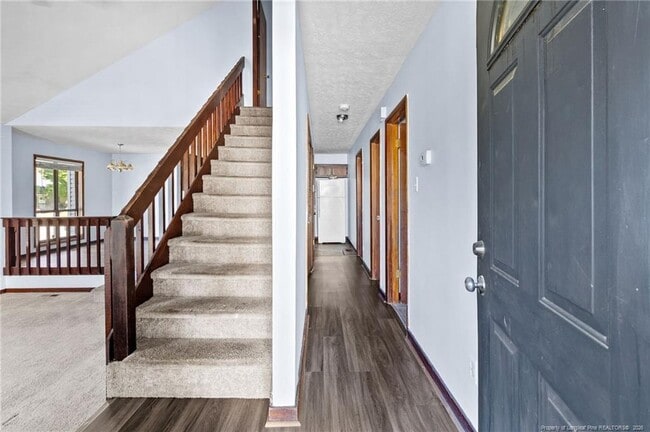 Building Photo - 6479 Pittsfield Dr