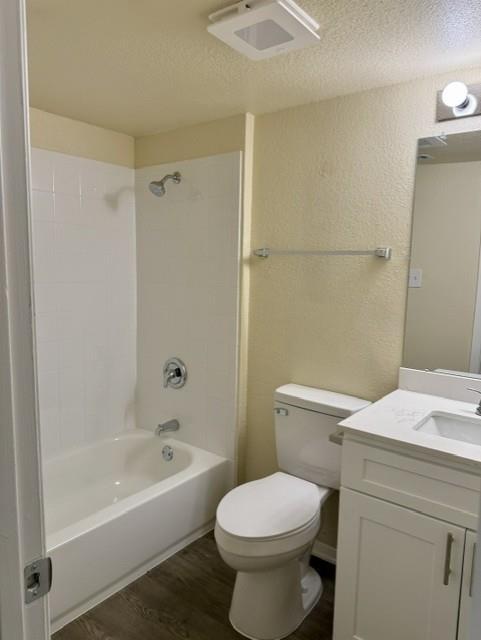 Building Photo - 1500 Summer Creek Dr
