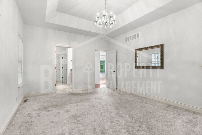 Building Photo - 3 Bedroom/2 Bath Duplex in Stonebridge Vil...
