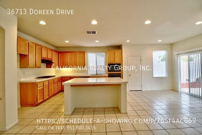 Building Photo - 36713 Doreen Dr
