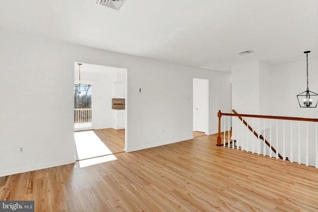 Building Photo - 5400 Curly Hill Rd