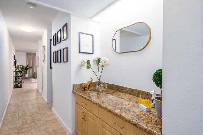 Building Photo - 2695 S Kihei Rd