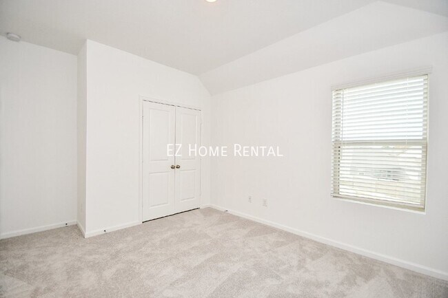 Building Photo - 5624 Forest Cove Drive