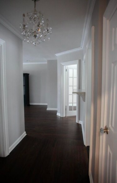 Building Photo - 20 Gibson Ave