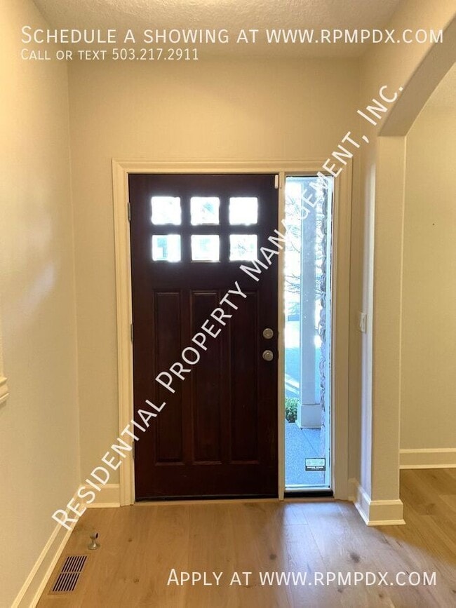 Building Photo - 18278 SW Santoro Dr