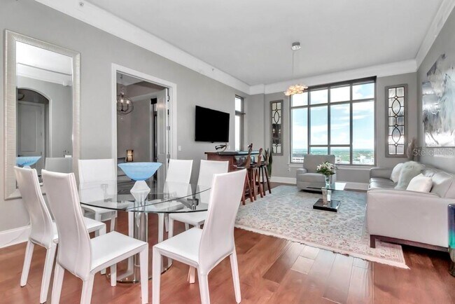 Building Photo - 275 Bayshore Blvd