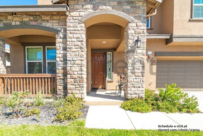 Building Photo - 707 Razorbill St
