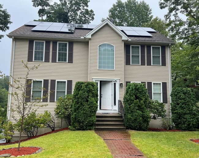Primary Photo - 142 Olean St