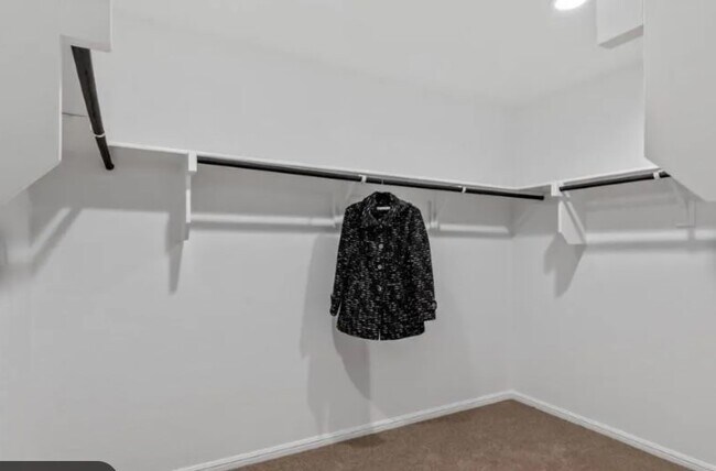 Building Photo - 3804 Northwater Trl