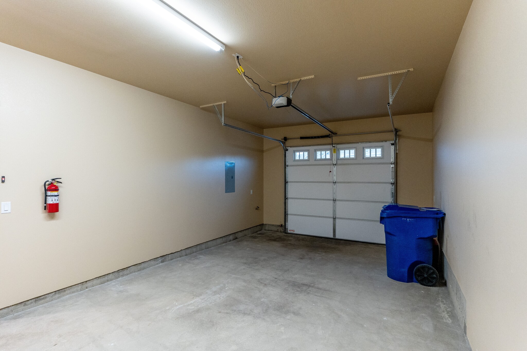 Building Photo - 5803 Joynak St S