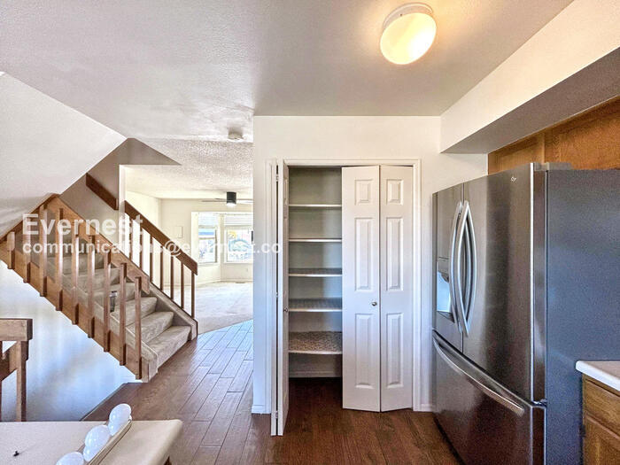 Building Photo - 3939 Smoke Tree Dr