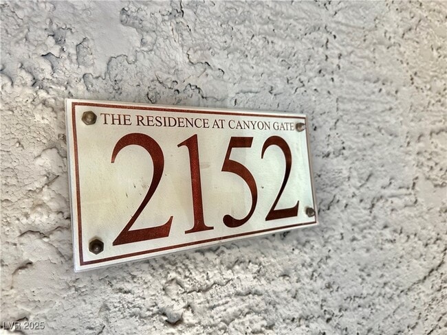 Building Photo - 2200 S Fort Apache Rd