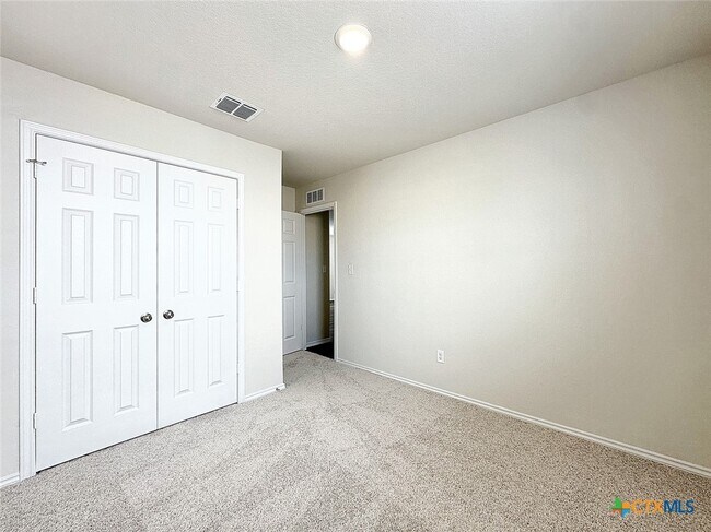 Building Photo - 549 Autumn Blaze