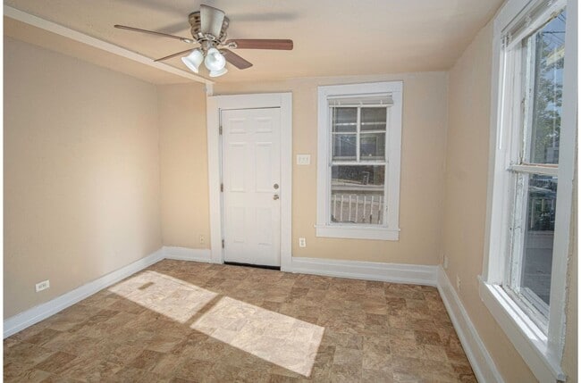 Building Photo - 1216 Paso Hondo St
