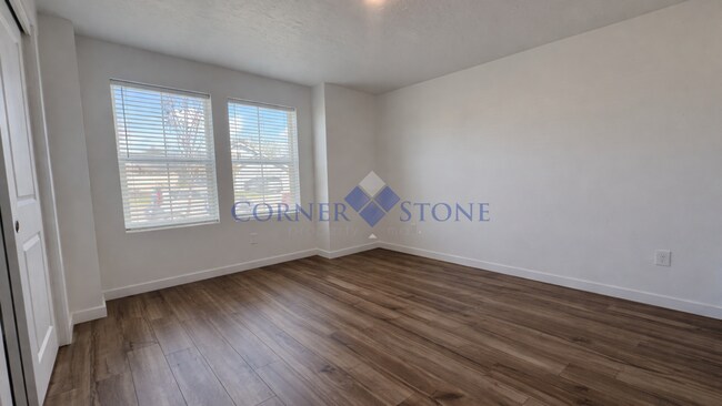 Building Photo - Stunning Home in Star!