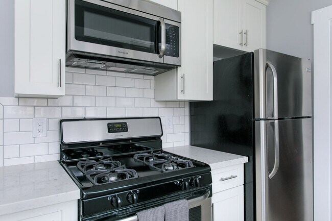 Building Photo - This Could be Home - Remodeled Craftsman Style House