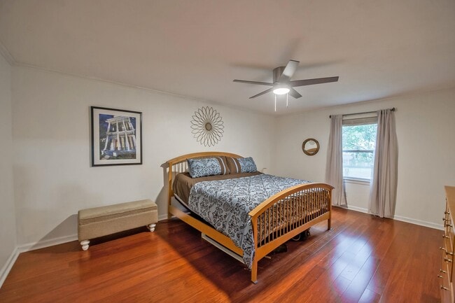 Building Photo - 3086 Waterford Dr