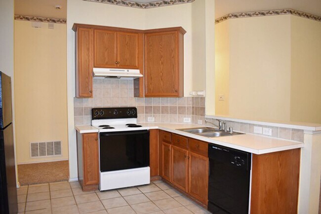 Building Photo - AVAILABLE NOW - Charming 3 Bed Home in Denton | Open Layout, Fireplace, Large Backyard