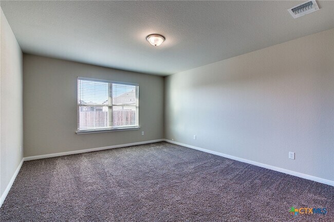 Building Photo - 1122 Lilac Ledge Dr
