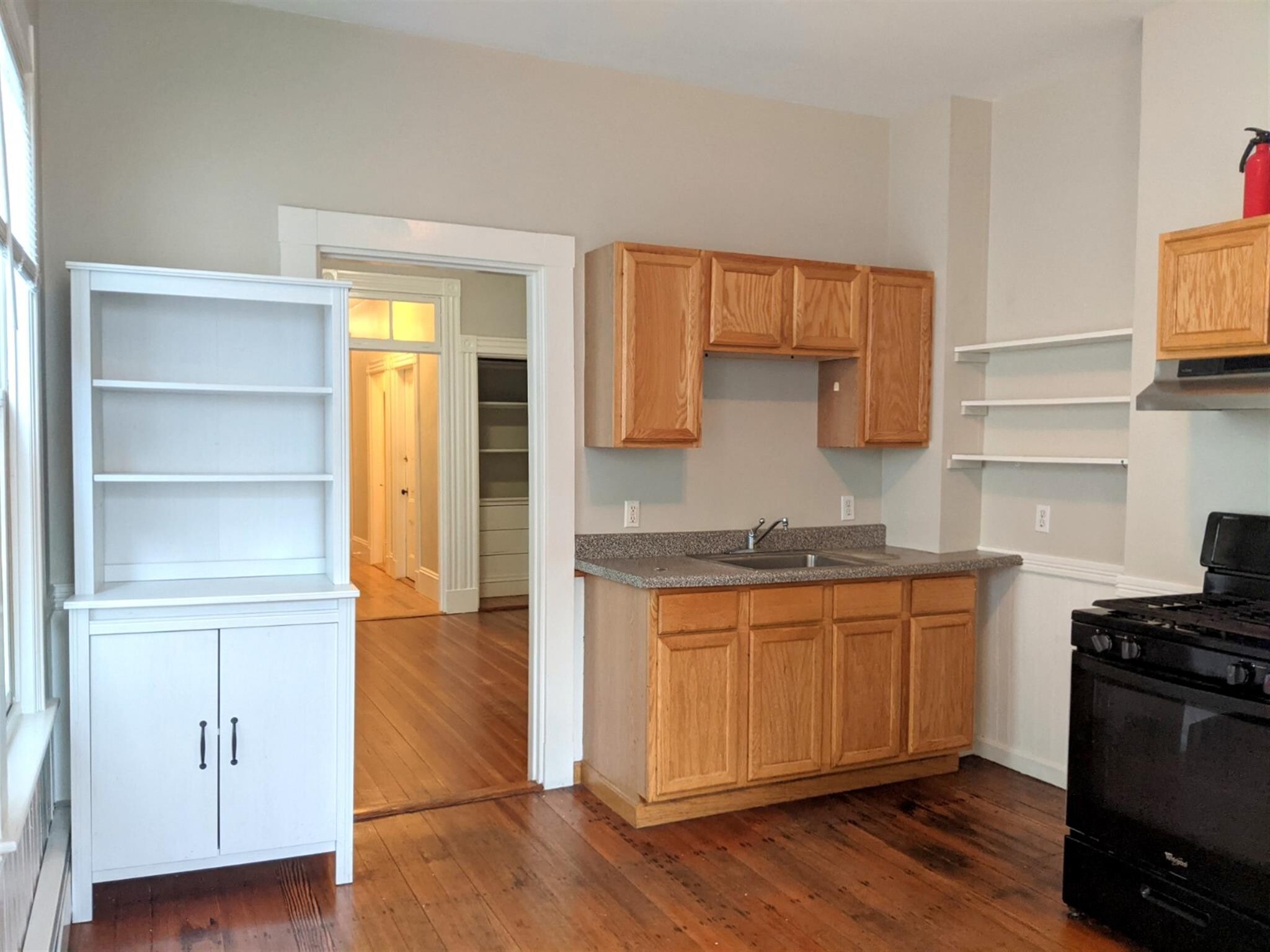 Building Photo - 16 Park Ave