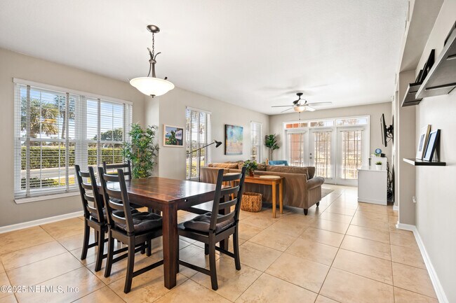 Building Photo - 225 Atlantis Cir