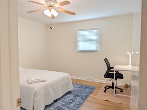 Building Photo - 4000 Bon Aire Blvd