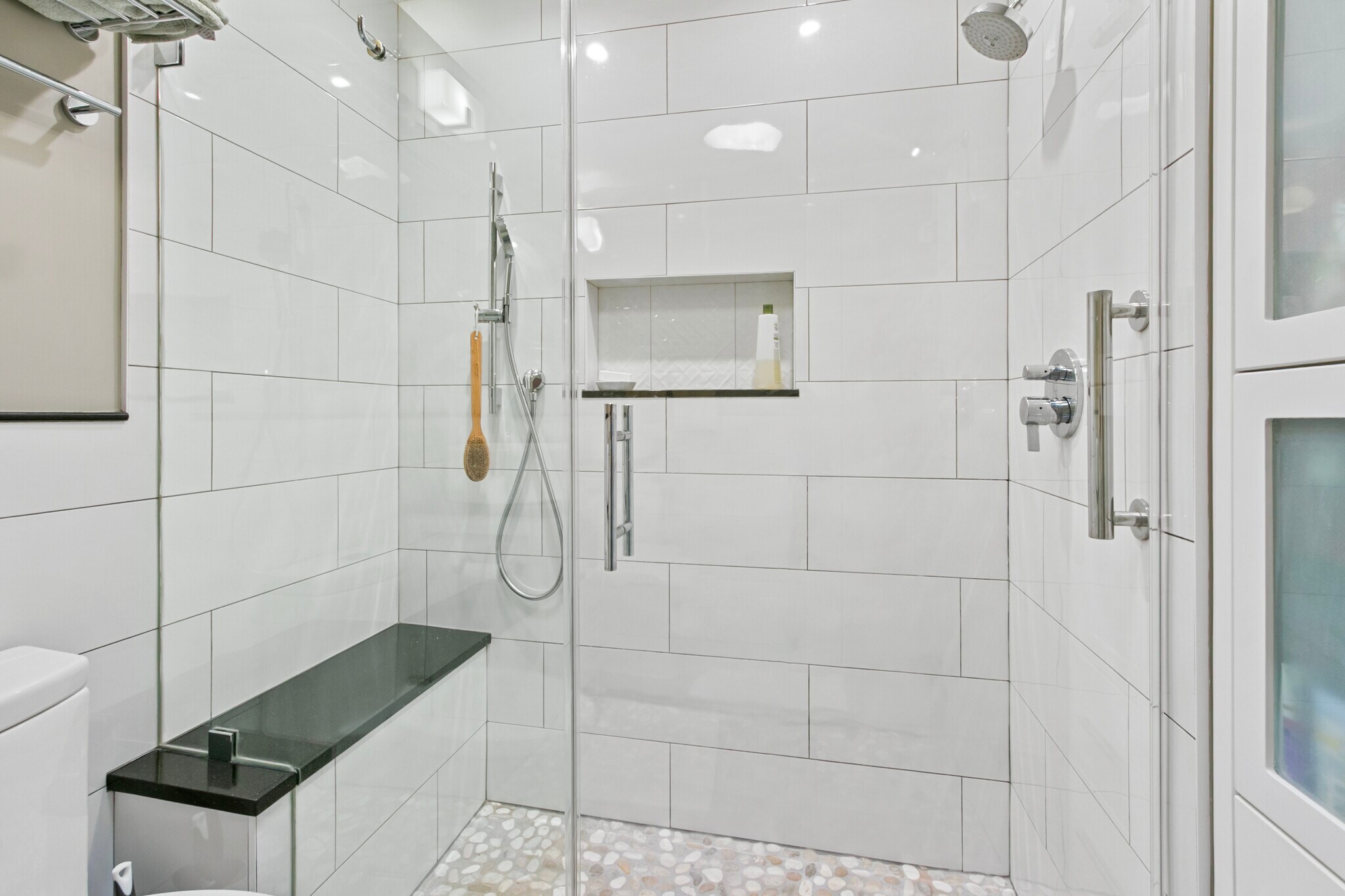 Shower - 6827 4th St NW