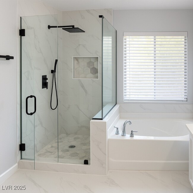 Building Photo - 3601 Pinnate Dr