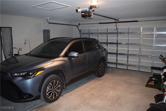 Building Photo - 2006 Welby Ln