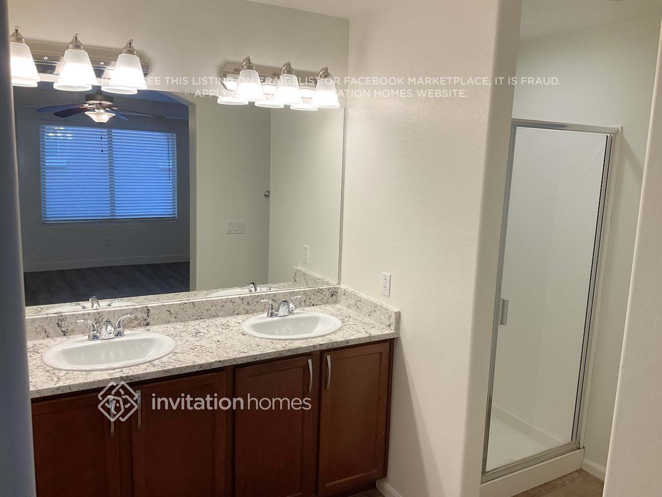 Building Photo - 3386 E Liberty Ln