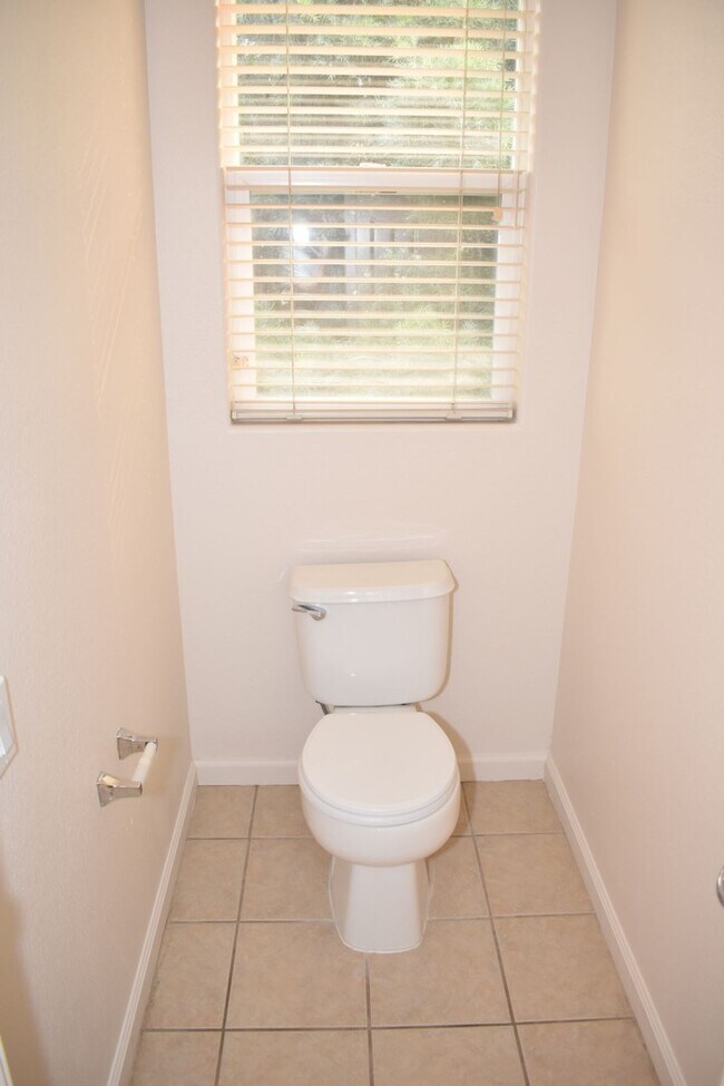 Building Photo - 469 Anacapa Dr