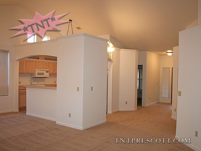 Building Photo - Home in Oaks of the Ranch HOA ~ HOLD