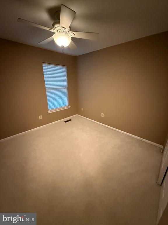 Building Photo - 1042 Colin Dr