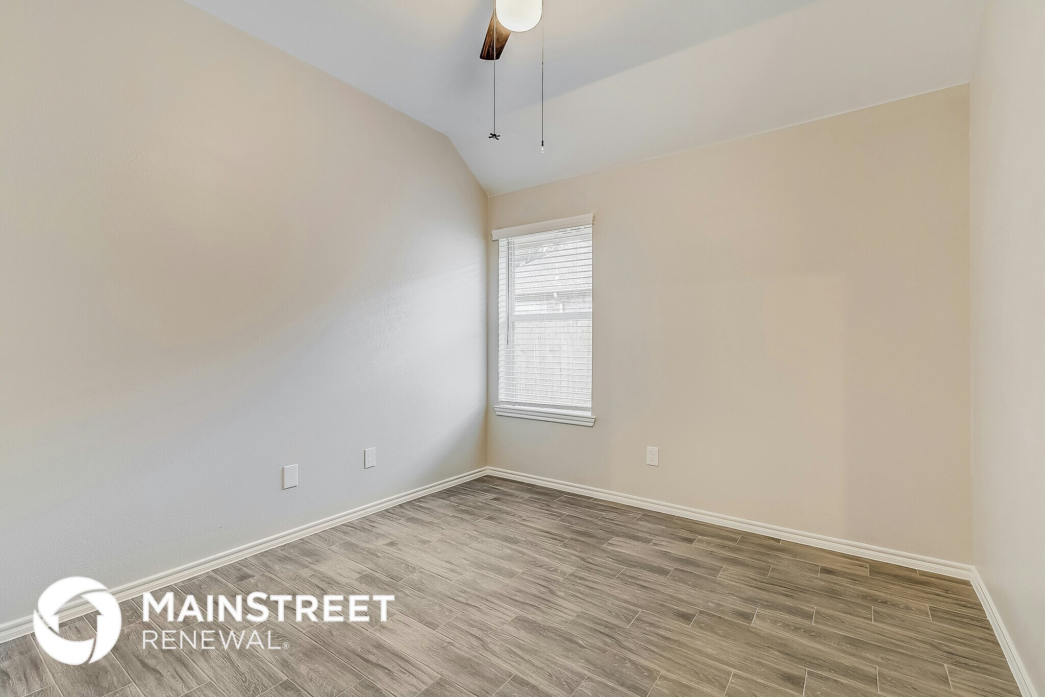 Building Photo - 6410 Peach Tree Ct